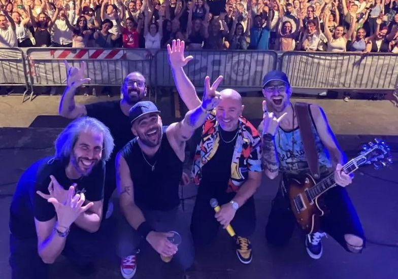 Immagine evento Omaggio a Pezzali e 883 al Black Horse